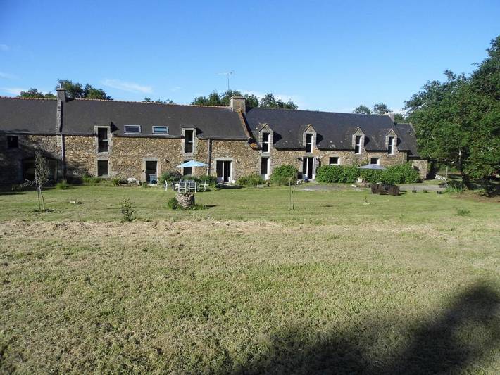 Maison d’hôte pour 4 personnes, avec Jardin et Vue à Ambon