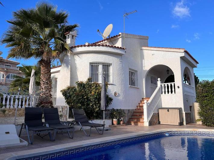 Ferienhaus für 6 Personen, mit Terrasse und Garten sowie Pool in Rojales