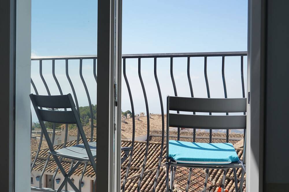 Apartment for 4 People in Mijas Pueblo, Mijas