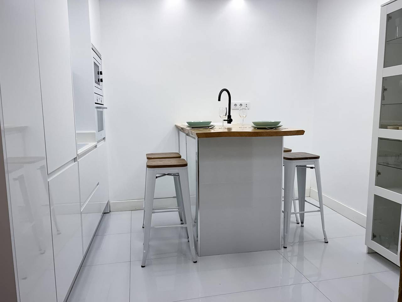 Entire holiday apartment, Charming Madrid Experience - Temporary Stays in Centro (Madrid), Madrid