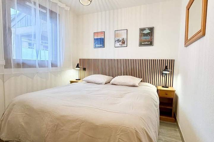 Entire apartment, Aux Angles apartment, lake view, 5 minutes walk from the village center! in Les Angles, Parc naturel régional des Pyrénées catalanes