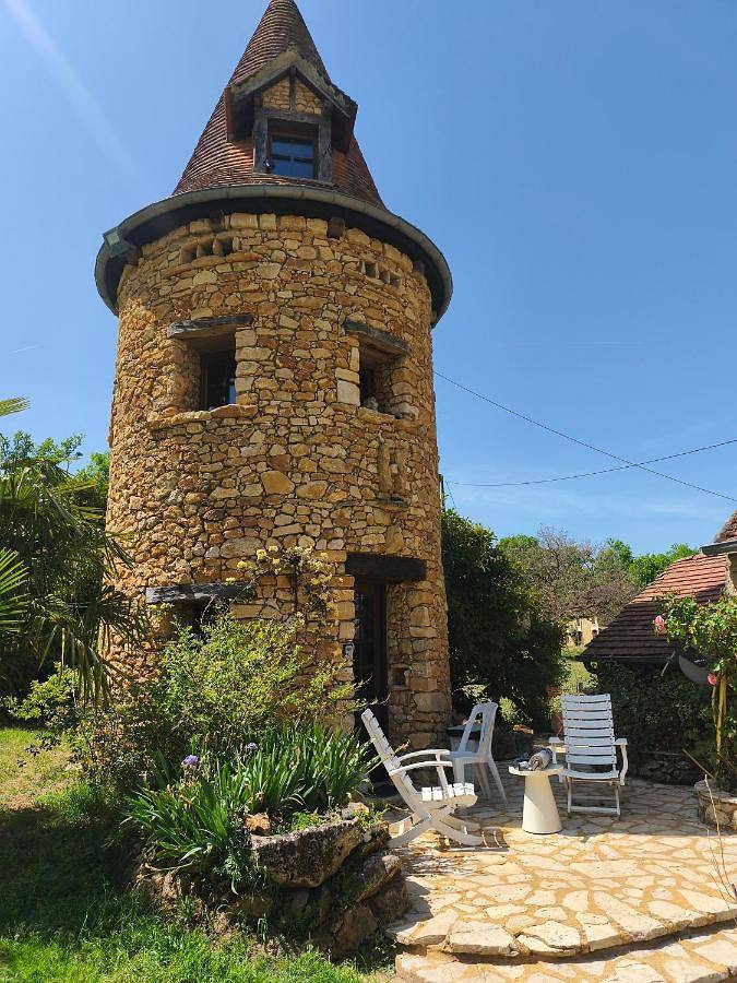 Chambre de la Tour 2 in Milhac, Quercy