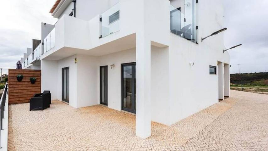 Ferienwohnung für 9 Personen, mit Terrasse in Vila do Bispo - 3
