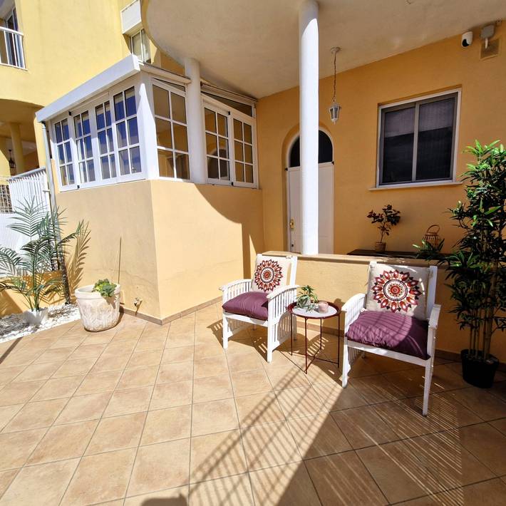 Location de vacances pour 5 personnes, avec balcon dans Los Menores - 2