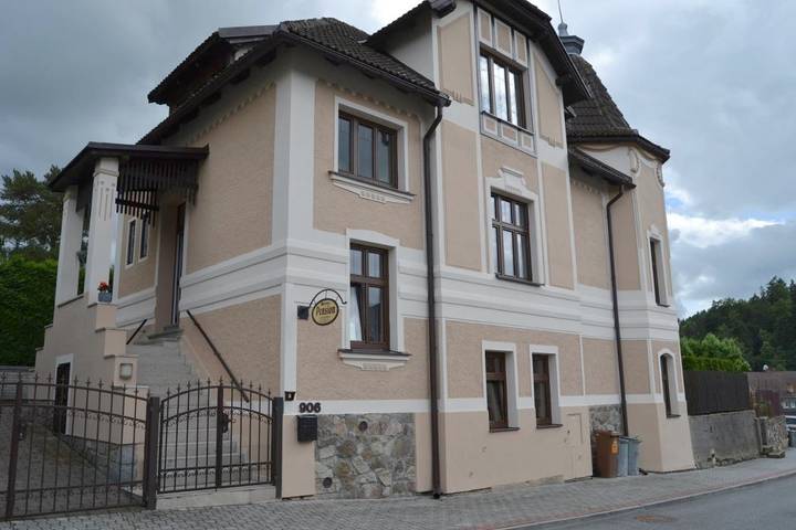 Gîte pour 4 personnes, avec Jardin ainsi que Piscine et Vue à Tábor - 2