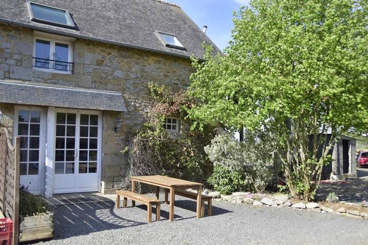 Location de vacances pour 6 personnes, avec Terrasse et Jardin à Saint-Ouen-la-Rouërie