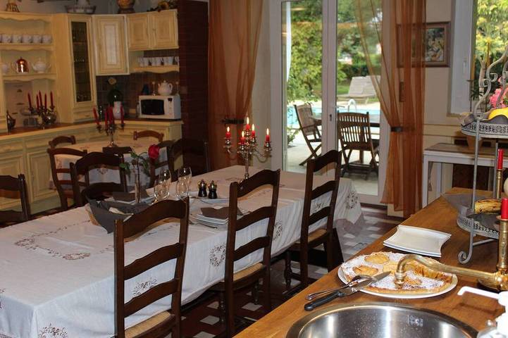 Gîte pour 12 personnes, avec jardin à Montussan - 2