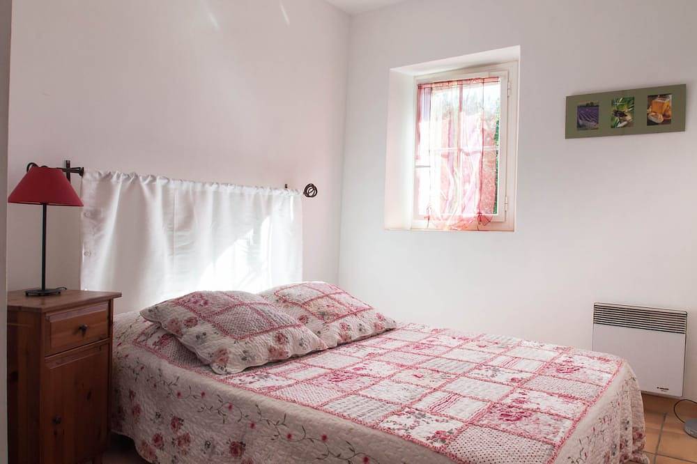 Appartement entier, Gîte à Aix en Provence avec terrasse dans bastide restaurée in Aix-en-Provence, Région d'Aix-en-Provence