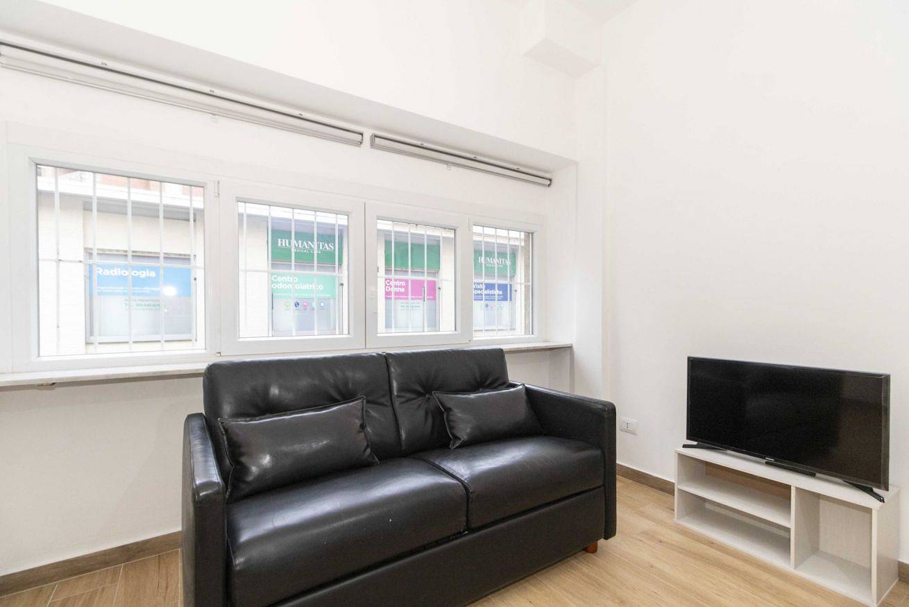 Apartamento entero, New! Modern & Roomy Flat x5 Piazza Statuto in Turín, Provincia de Torino