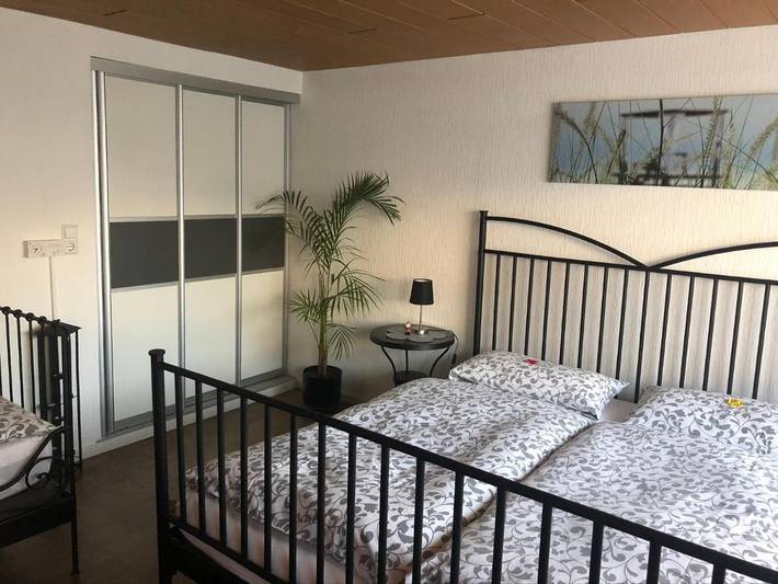 Vakantiewoning voor 5 personen, with Terras and Tuin as well as Uitzicht in Esslingen