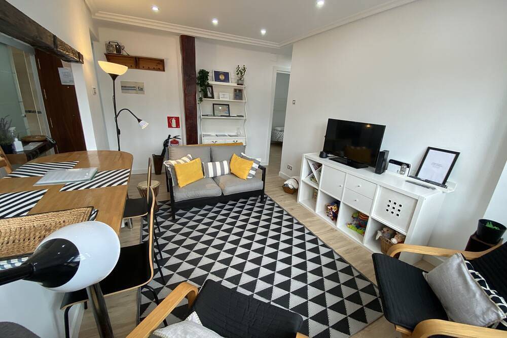 Entire apartment, Bermeoko Etxie The House of Bermeo in Bermeo, Urdaibai Biosphere Reserve