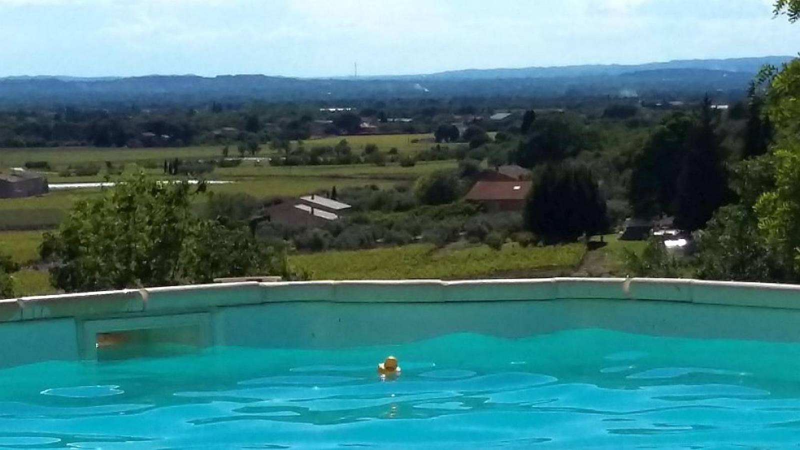 Abricot B&B in Mazan, Parc naturel régional du Mont-Ventoux