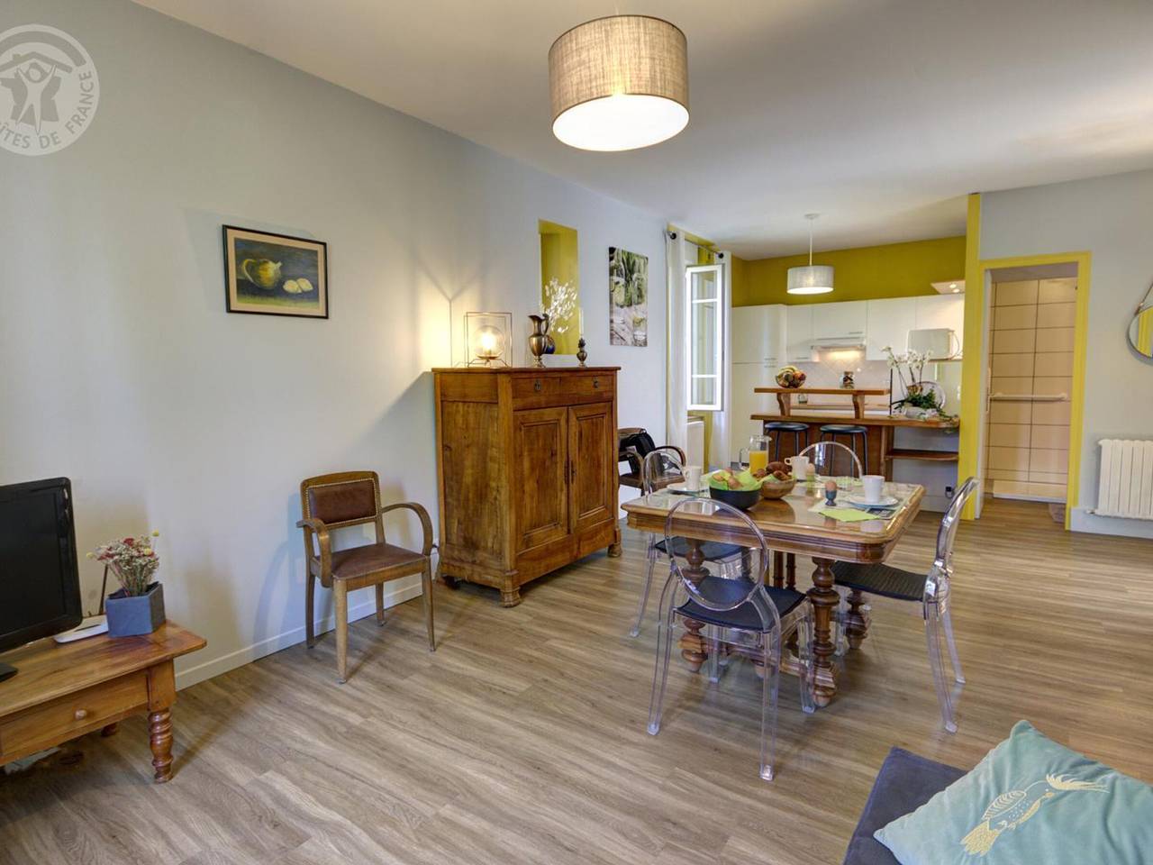 Appartement entier, Appartement charmant avec jardin - 2 pers. in Andrézieux-Bouthéon, Montbrison