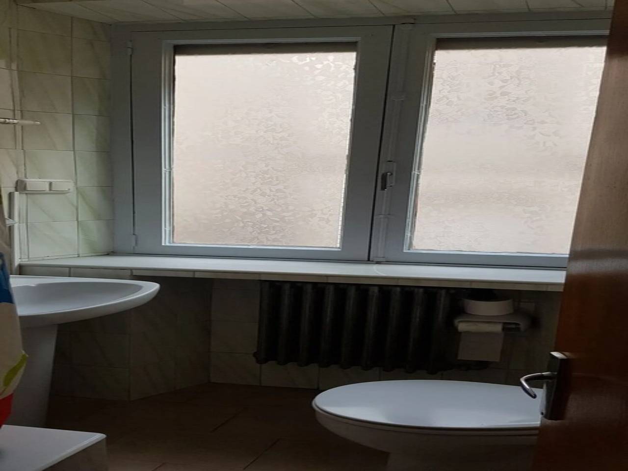 Gemütliches Doppelzimmer mit eigenem Bad in Luarca, Valdés