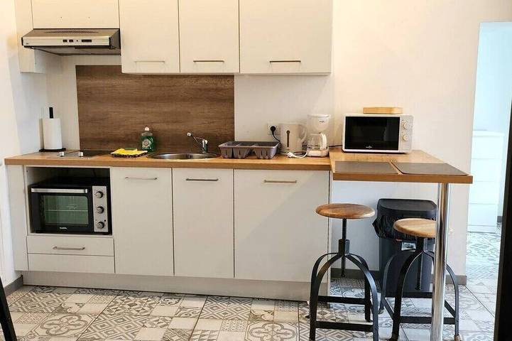 Gîte pour 4 personnes, avec Jardin et Piscine à Boussu