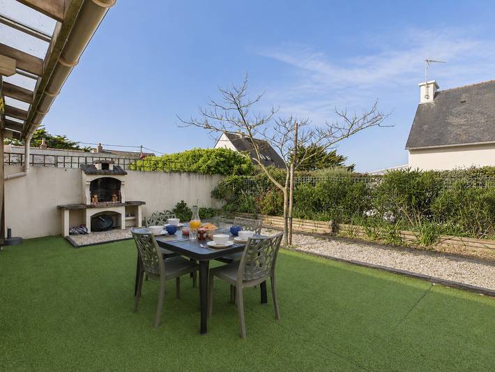 Ferienhaus für 6 Personen, mit Terrasse und Garten