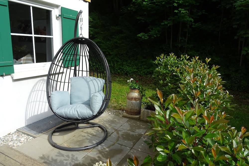 Entire apartment, Natur(T)raum Oberstaufen - Holiday apartment directly on the banks of the Weißach in Oberstaufen, Bavarian Swabia