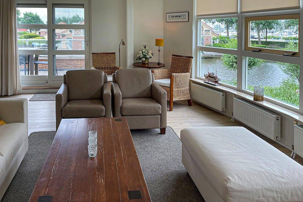 Luxuriöses Haus mit 3 Schlafzimmern in. in Workum, Ijsselmeer