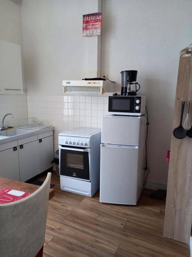 Gîte pour 2 personnes dans Thermes De Neris Les Bains Neris Les Bains - 4