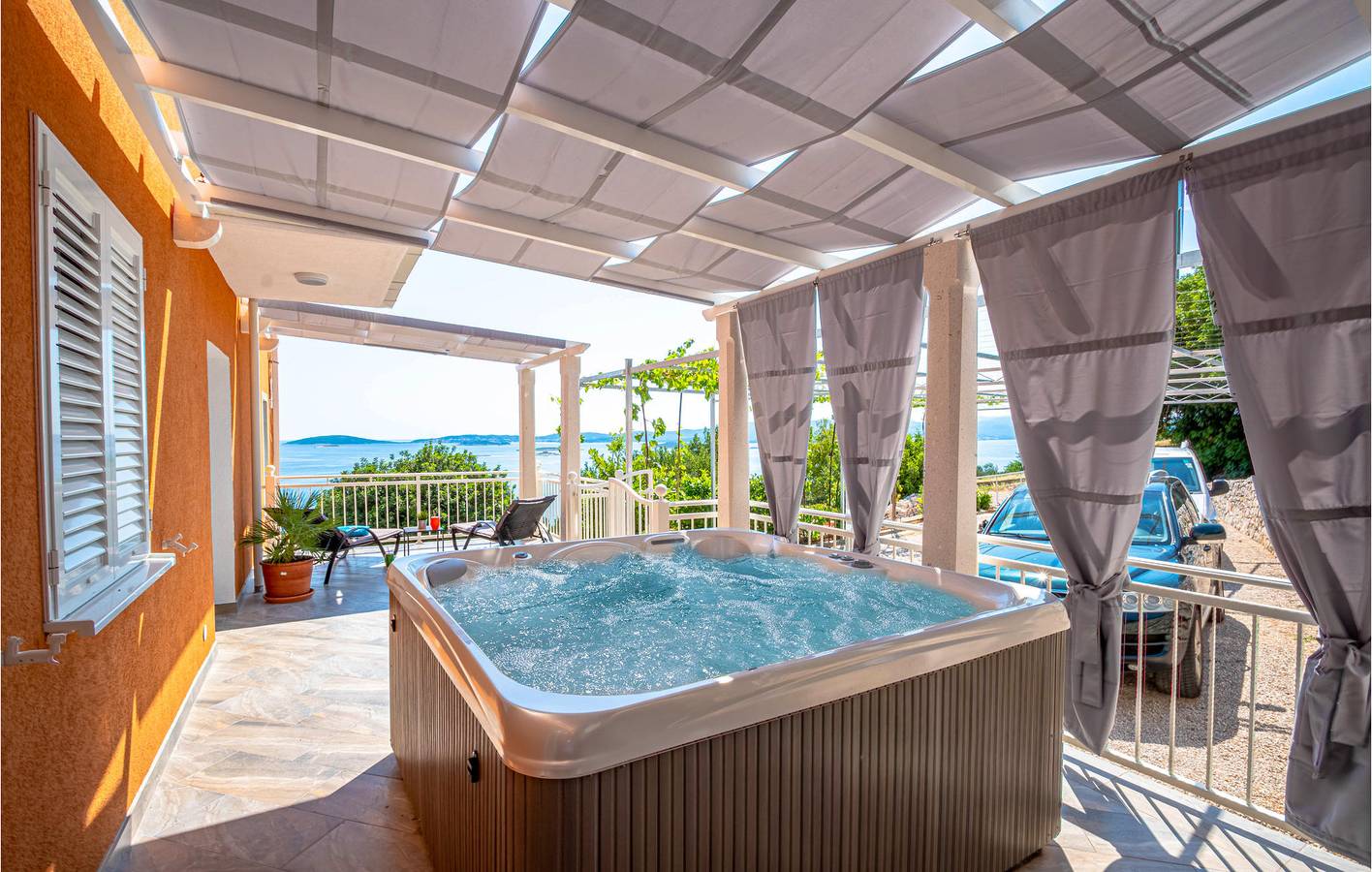 Ganze Ferienwohnung, Ferienwohnung für 6 Personen mit Terrasse in Orebic, Peljesac