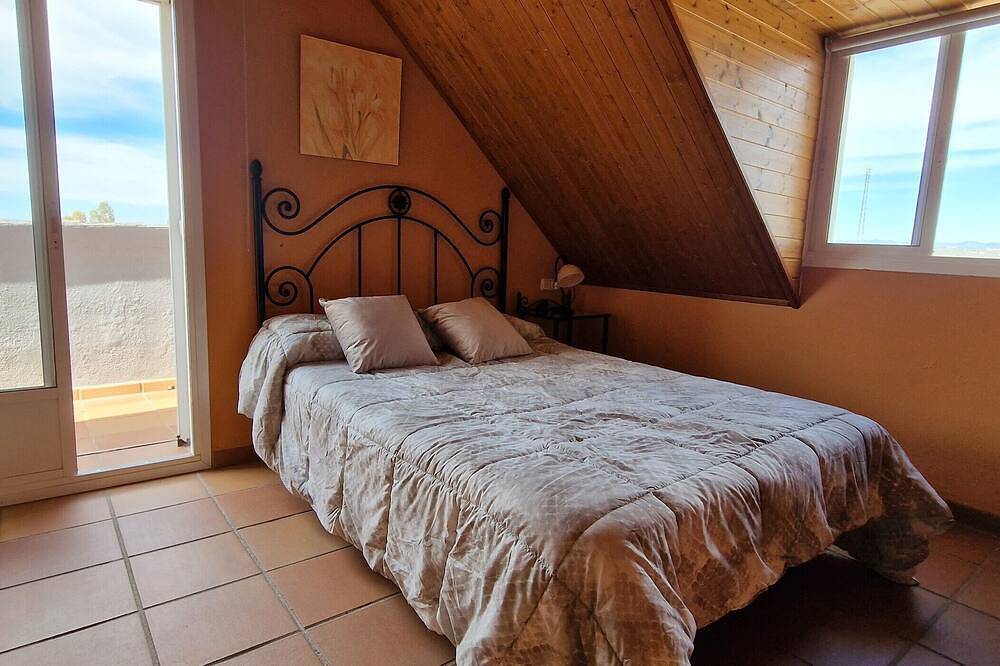 Casa Vacacional 'Los Rosales De La Palmilla' con Piscina Privada, Balcón y Aire Acondicionado in Montoro , Provincia de Córdoba