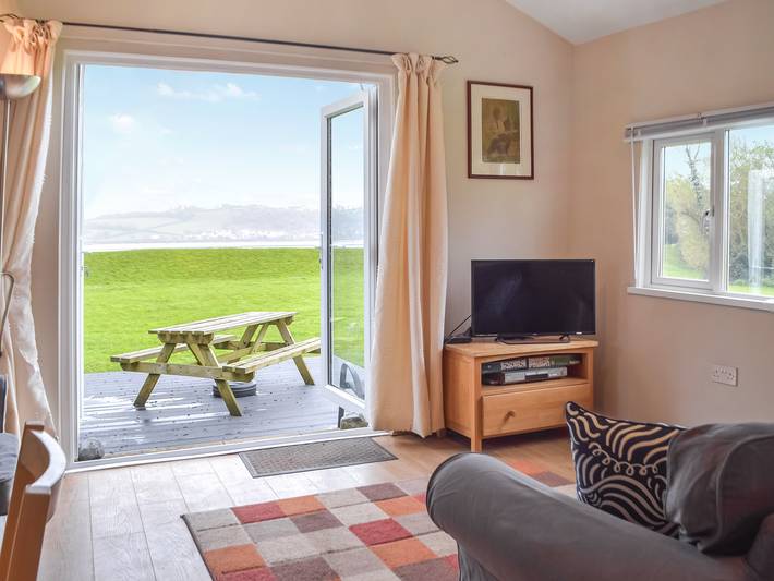 Cottage for 4 people, with garden, with pets in Carmarthenshire
