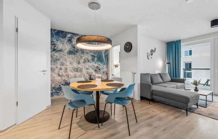 Ganze Ferienwohnung, Apartment mit Meerblick, Parkplatz, Terrasse und Internet - 300m zum Strand in Olpenitz, Kappeln