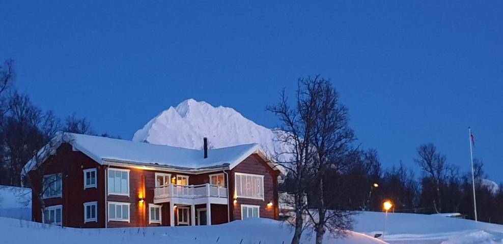 Ferienhaus für 10 Personen, mit Garten und Ausblick sowie Sauna in Lyngen - 2