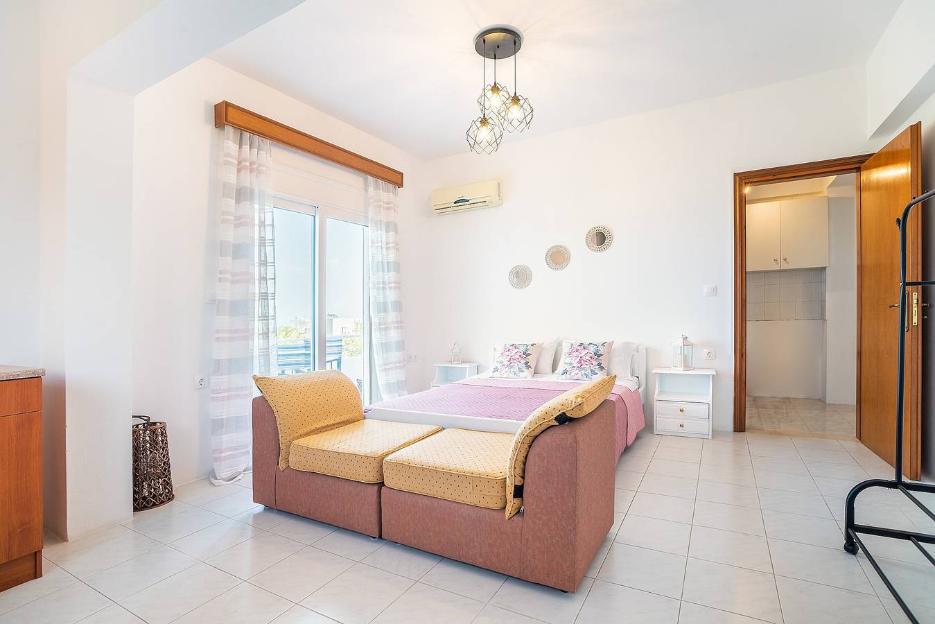 Vakantiehuis "La Christine" met zeezicht, 2 balkons & Wi-Fi, foto 11