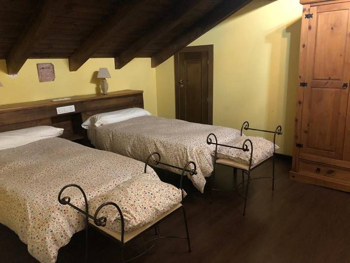 Casa rural para 4 personas, con jardín y vistas, Se admiten mascotas en Comarca del Narcea - 4