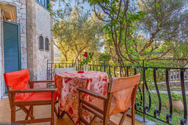 Vakantiewoning voor 3 personen, met balkon en tuin op Zakynthos