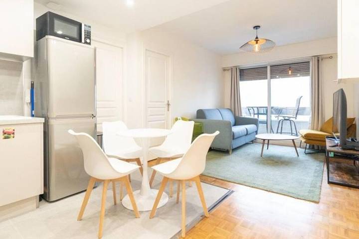 Gîte pour 4 personnes, avec balcon dans Parc des Princes - 3