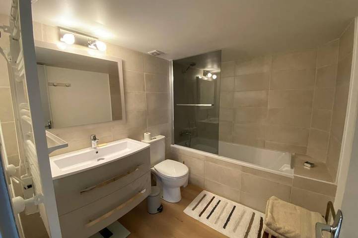 Gîte pour 5 personnes, avec Balcon et Piscine dans Office De Tourisme De Ciboure - 4