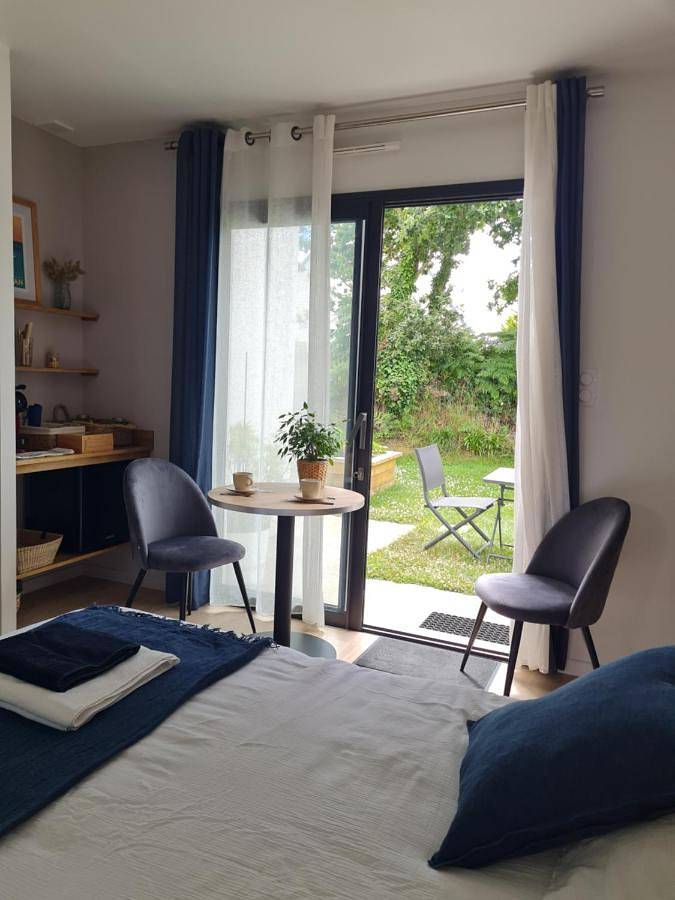 Gîte pour 2 personnes, avec jardin et terrasse dans Plage Kerler Fouesnant - 4