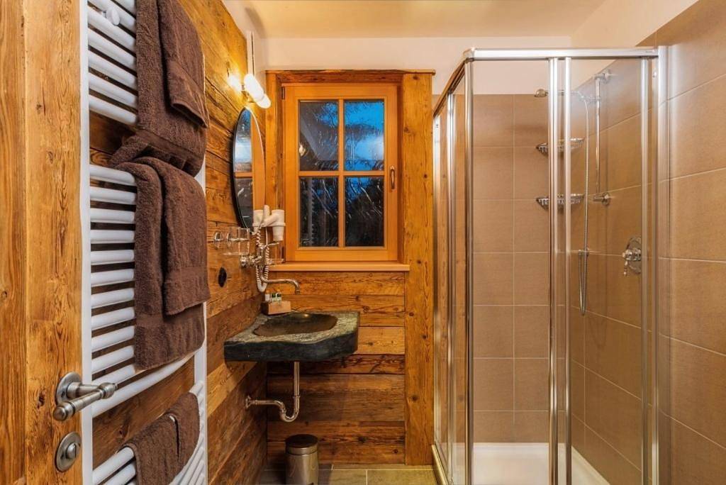 Glinzhof Mountain Natur Resort Agriturismo in Villgratener Berge, San Candido