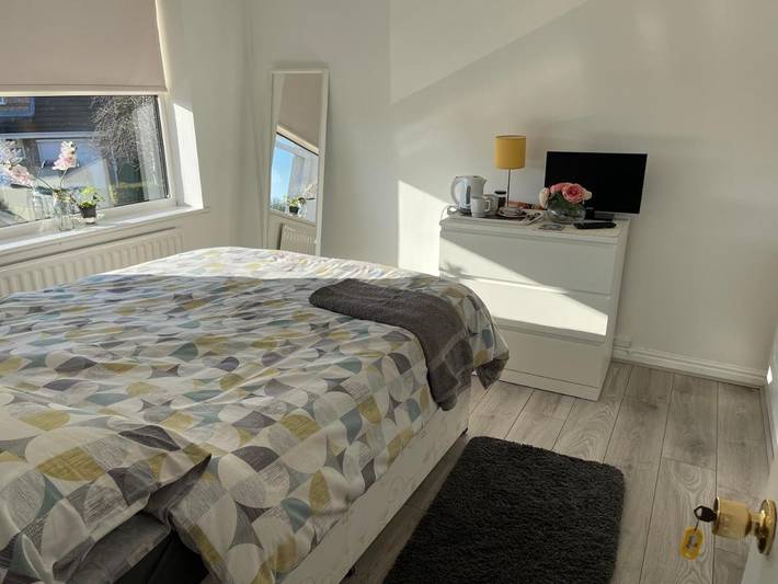 Chambre d’hôte pour 2 personnes, avec Terrasse et Jardin à Liverpool - 3