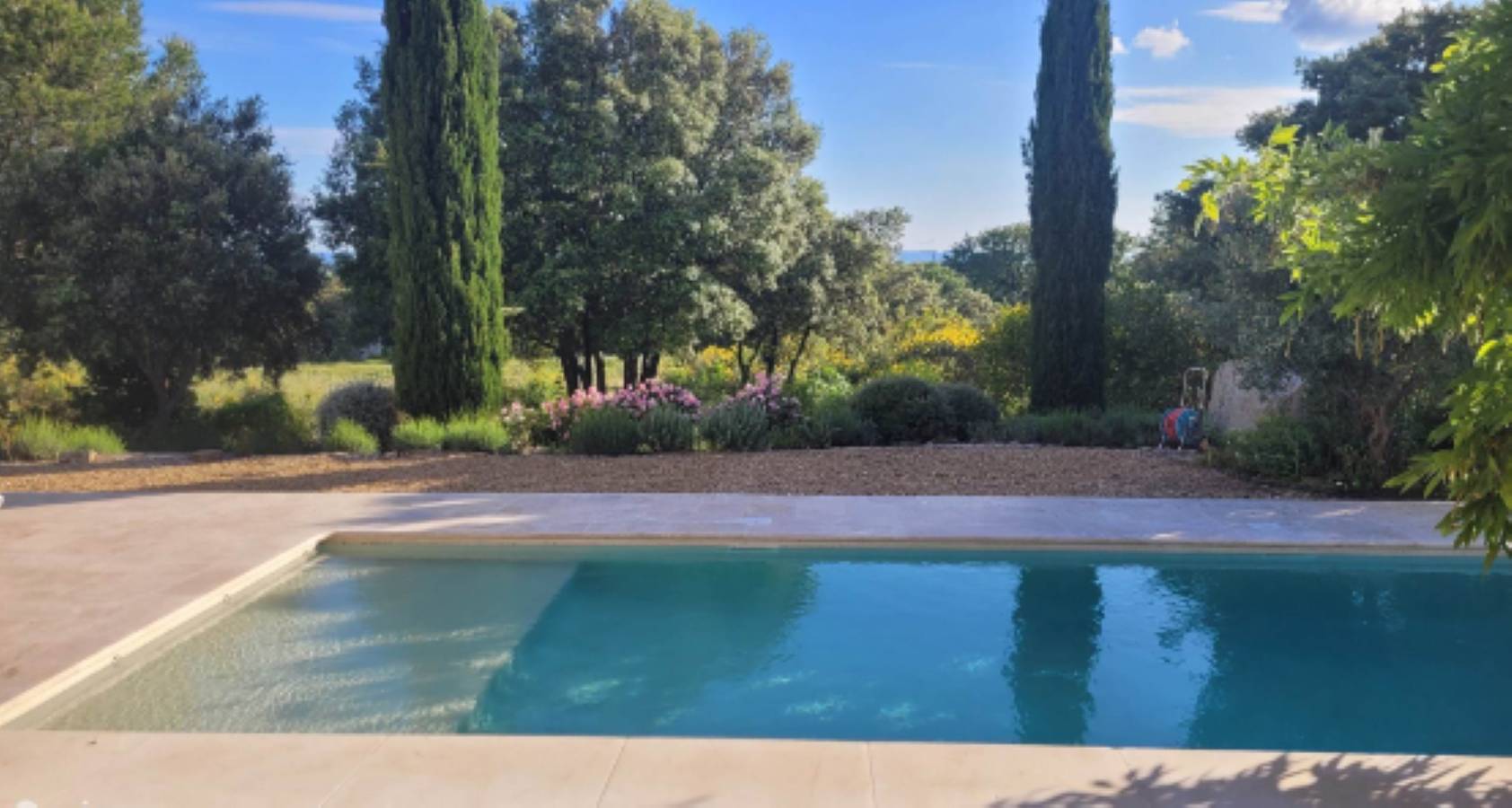 Gîte pour 6 personnes avec piscine in L'Isle-sur-la-Sorgue, Vaucluse