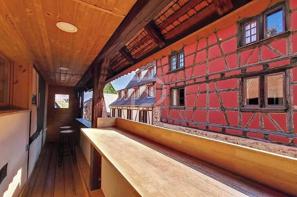 Entire apartment, Le Nature d'Eguisheim, Le Nature, avec terrasse calme et parking privé au cœur médiéval d'Eguisheim in Eguisheim, Parc naturel régional des Ballons des Vosges