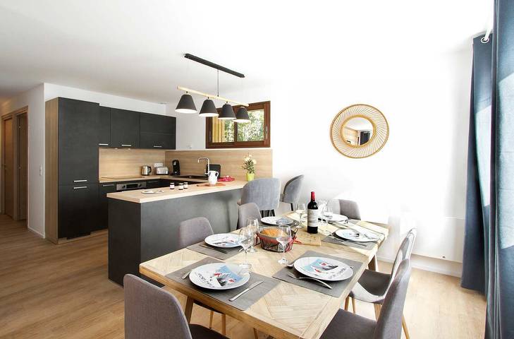 Gîte pour 8 personnes, avec Jardin à Vénosc - 4