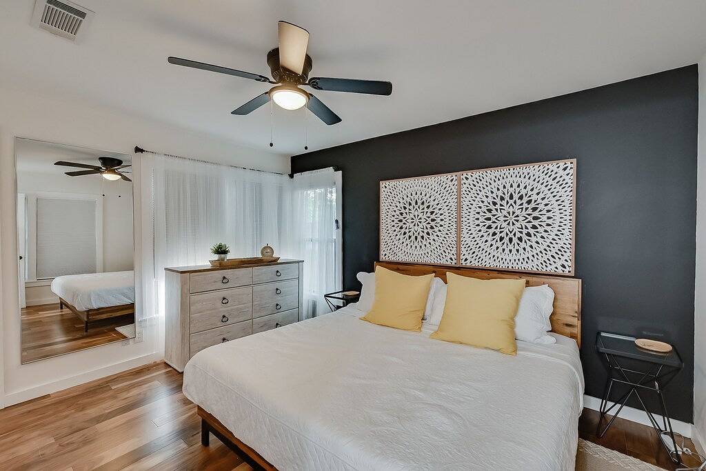 Newly Furnished Model Home.Gameroom. Close to Tcu! in Fort Worth, Tarrant County