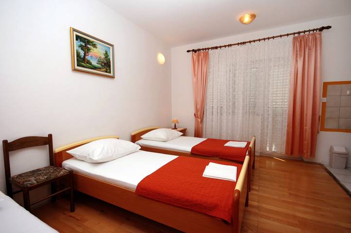 Ferienwohnung für 3 Personen, mit Balkon/Terrasse in Omis