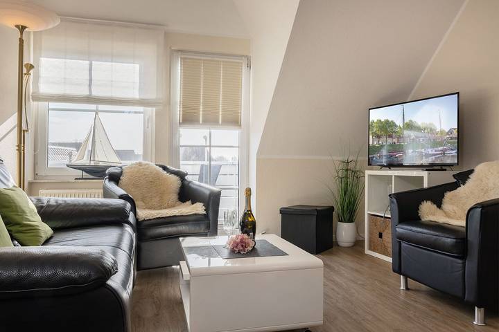 Ferienwohnung für 5 Personen, mit Balkon in Carolinensiel