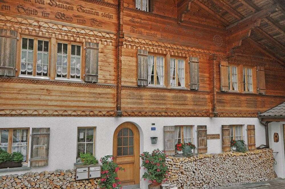 Geheel appartement, Chalet Bodenweg in Frutigen, Frutigen - Lenk - Adelboden