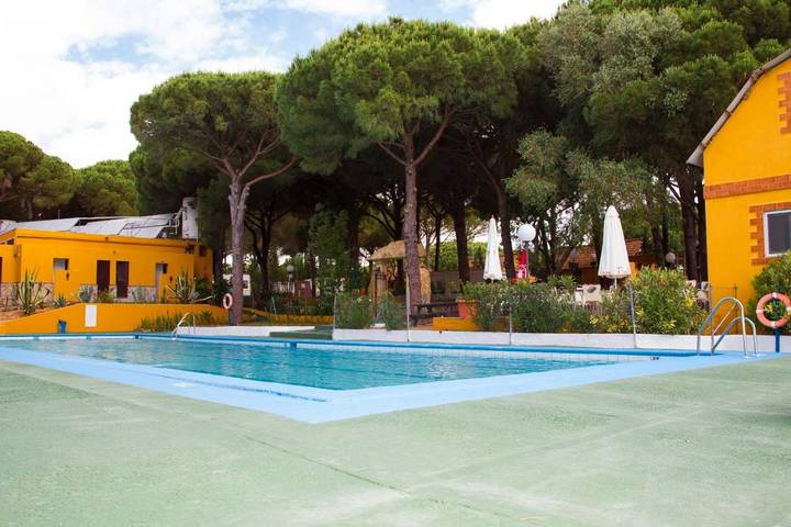 Camping für 4 Personen, mit Terrasse und Pool sowie Garten an der Costa de la Luz - 2