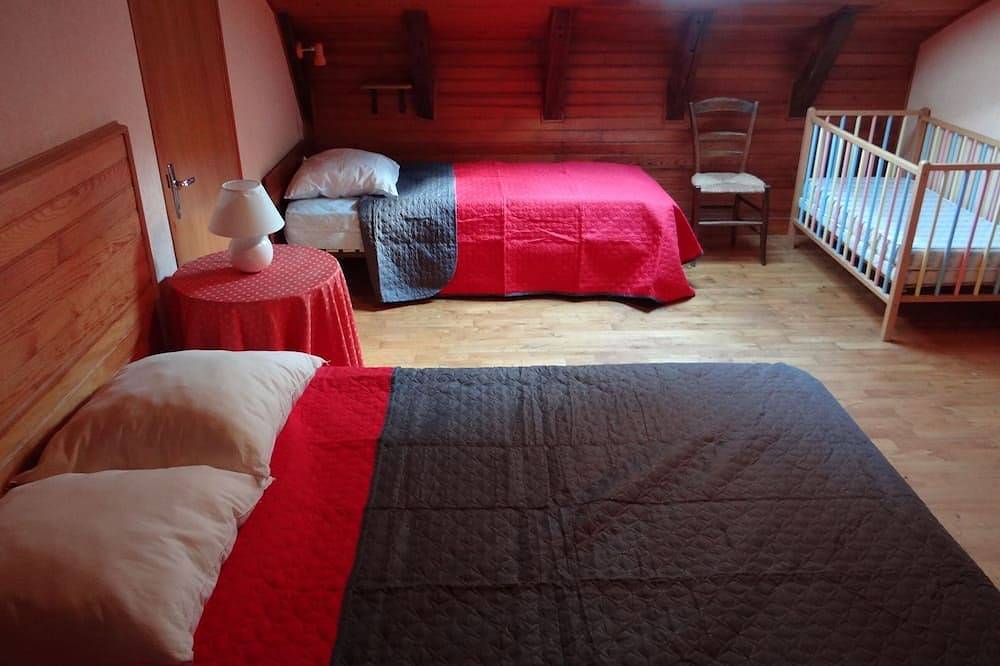 Gîte 4/6 pers. Calme, Rando, Vtt… in Roumégoux, Région d'Aurillac