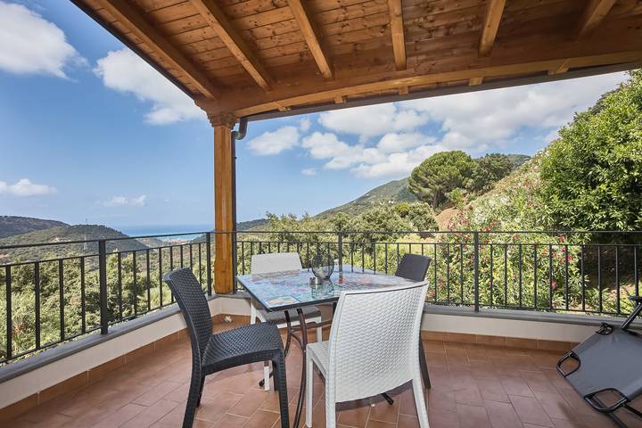 Room for 3 people, with garden and children pool - 1