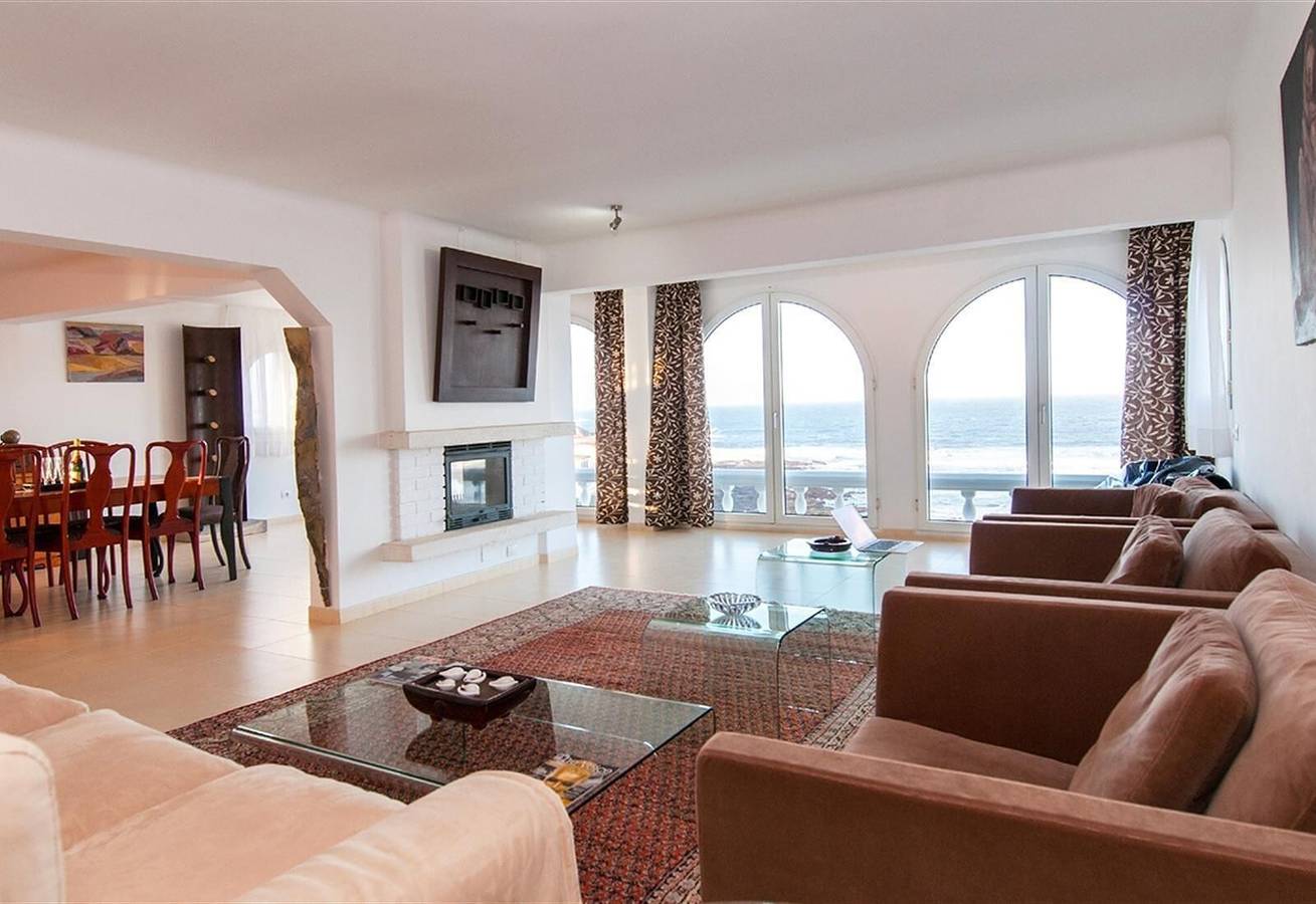 Impresionante villa en la playa con vistas al mar, piscina privada y Wi-Fi in Playa del Hombre, Gran Canaria Este