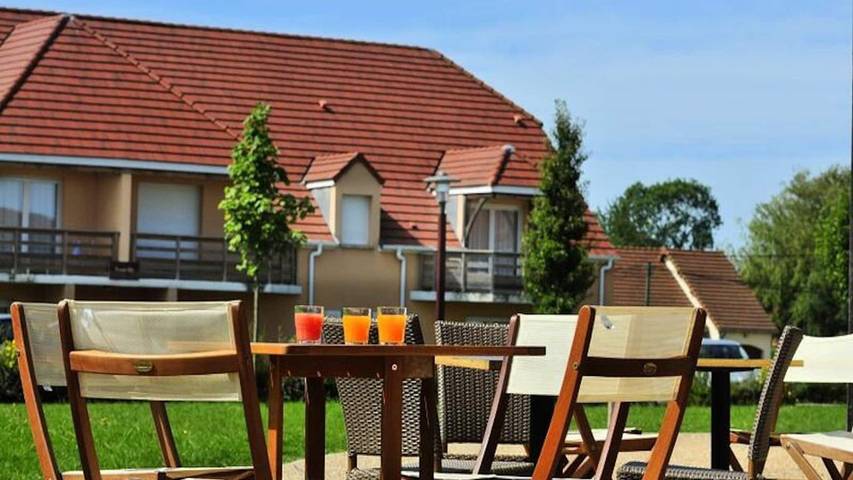 Gîte pour 5 personnes, avec jardin ainsi que piscine et sauna à Boulleville - 3