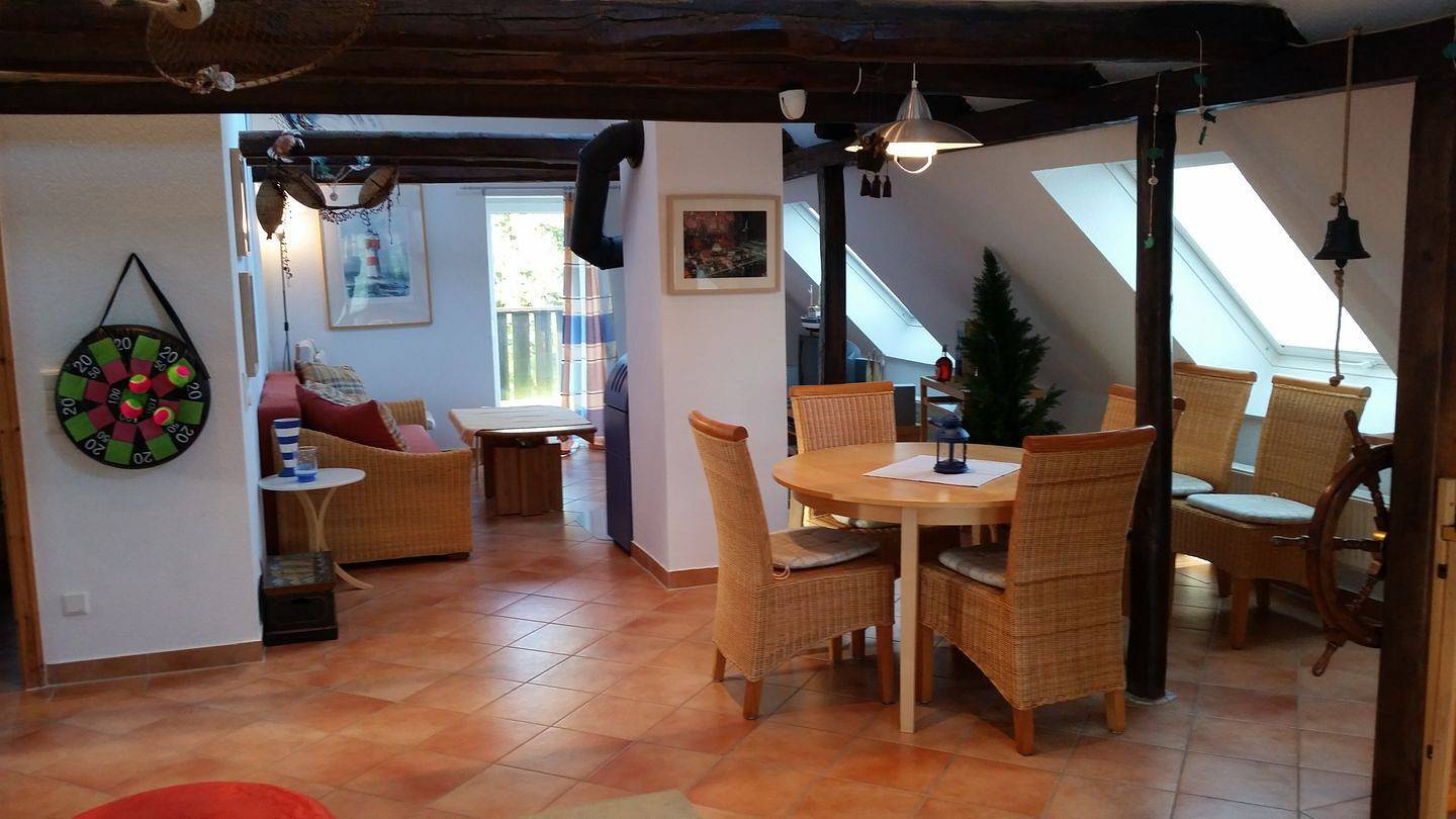 Ganze Wohnung, Gemütliche Ferienwohnung direkt am Deich in Fedderwardersiel. in Fedderwardersiel, Butjadingen