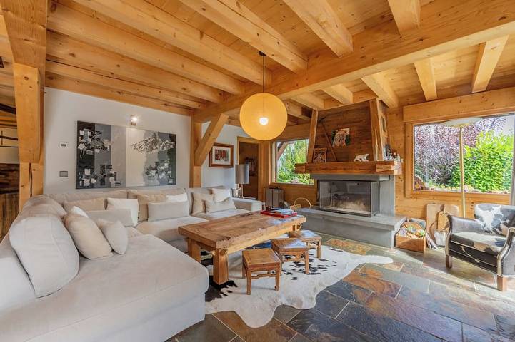 Chalet für 8 Personen, mit Balkon und Whirlpool sowie Garten - 1